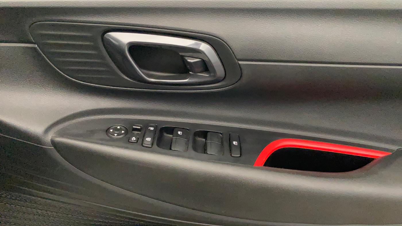 2021 Hyundai NEW I20 N LINE N6 1.0 TURBO GDI IMT, Petrol, Manual, 32,967 km, Driver Side Door Panels Control