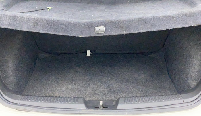 2016 Volkswagen Polo COMFORTLINE 1.2L PETROL, Petrol, Manual, 59,237 km, Boot Inside