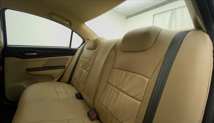 2021 Honda Amaze 1.2L I-VTEC S CVT, Petrol, Automatic, 32,373 km, Right Side Rear Door Cabin