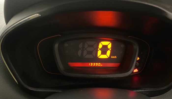 2016 Renault Kwid RXT 0.8, Petrol, Manual, 13,357 km, Odometer Image