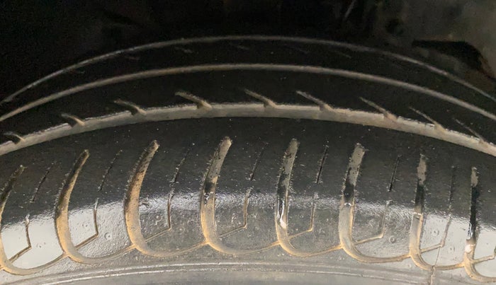 2017 Tata Tiago XZ PETROL, Petrol, Manual, 36,420 km, Right Front Tyre Tread