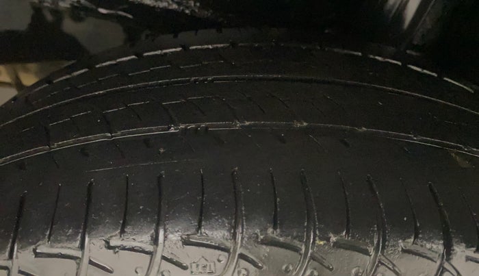 2020 Toyota YARIS J MT, Petrol, Manual, 49,011 km, Left Rear Tyre Tread