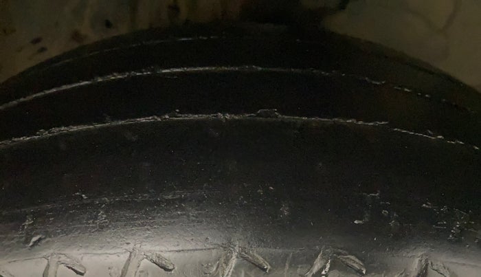 2020 Toyota YARIS J MT, Petrol, Manual, 49,011 km, Right Front Tyre Tread