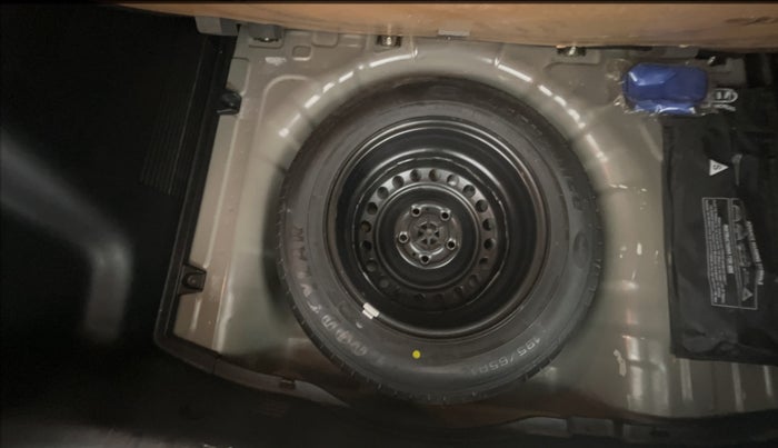 2021 KIA SONET HTX 1.0 IMT, Petrol, Manual, 72,619 km, Spare Tyre