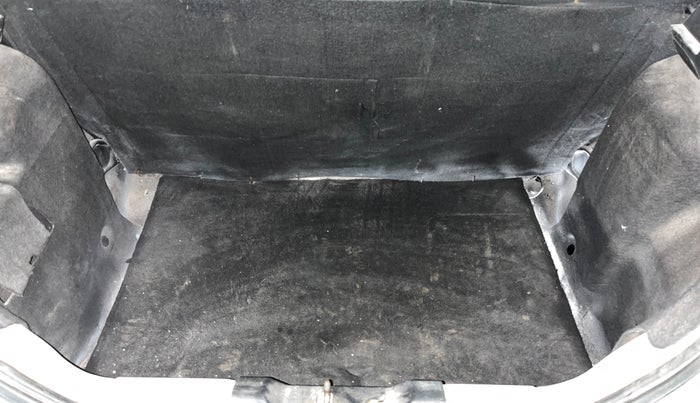 2018 Tata Tiago XZ PETROL, Petrol, Manual, 68,756 km, Boot Inside