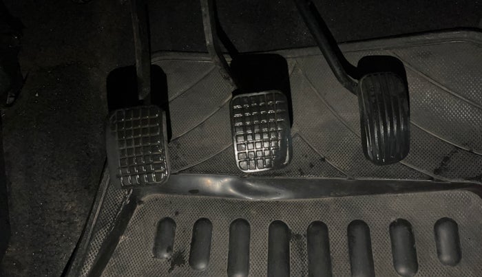 2018 Tata Tiago XZ PETROL, Petrol, Manual, 68,756 km, Pedals