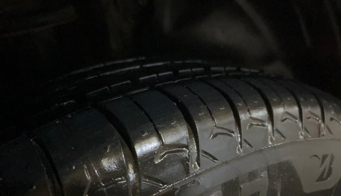 2018 Tata Tiago XZ PETROL, Petrol, Manual, 68,756 km, Right Rear Tyre Tread