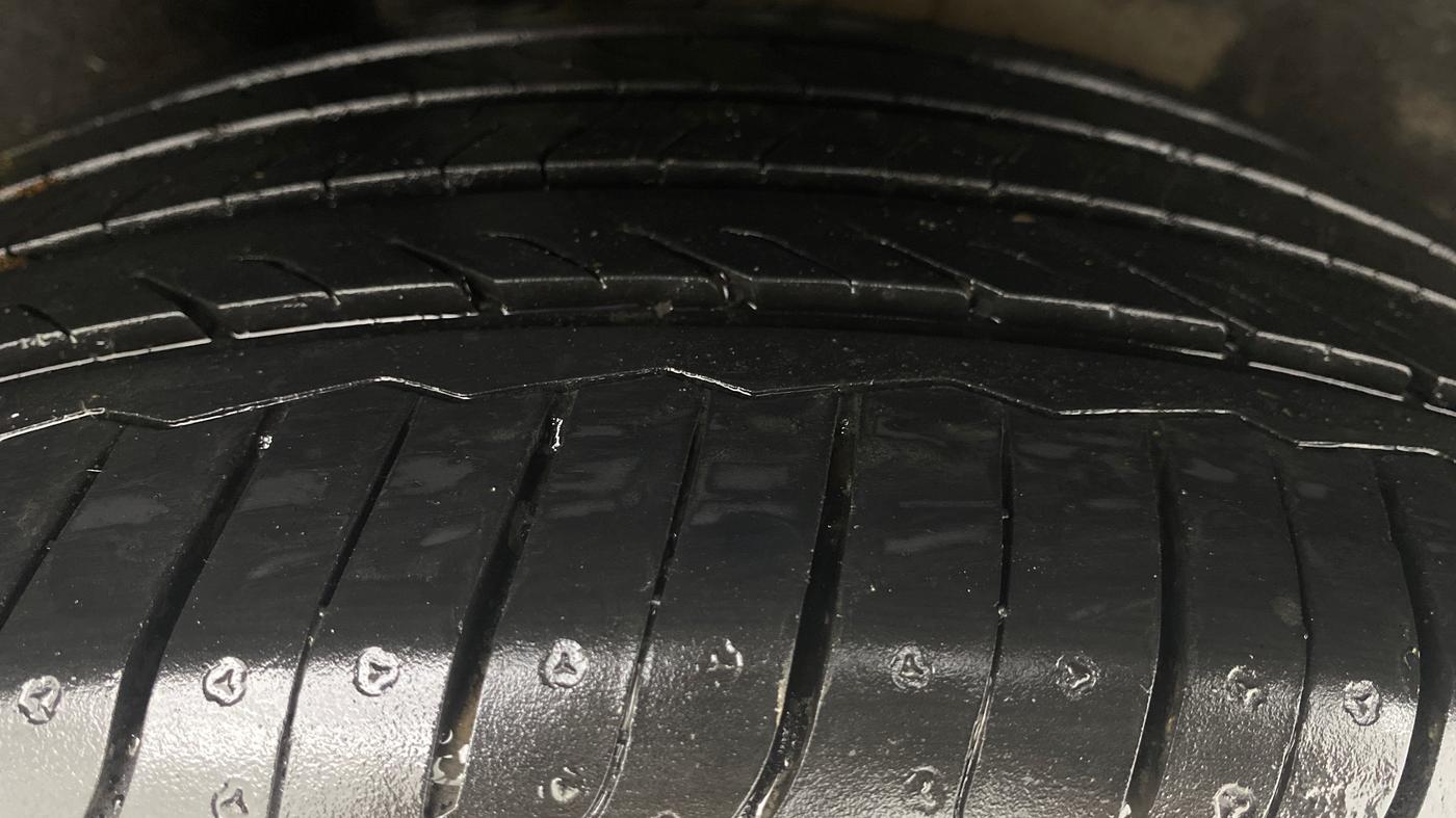 2024 MG ASTOR  Sharp Pro 1.5 MT (Ivory), Petrol, Manual, 40,076 km, Right Rear Tyre Tread