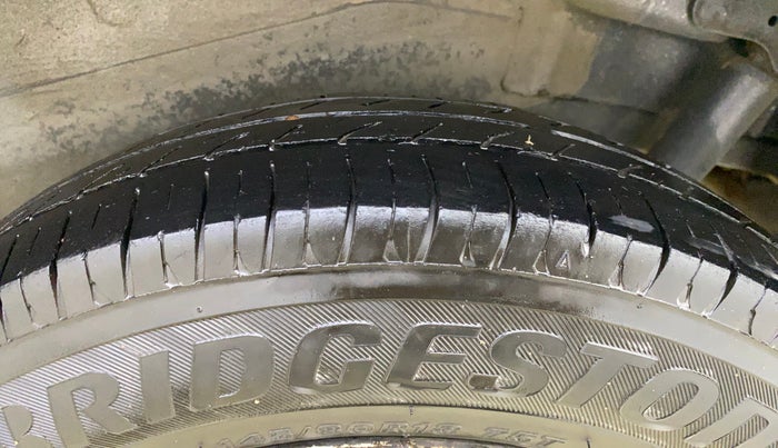 2013 Maruti Wagon R 1.0 LXI CNG, CNG, Manual, 48,326 km, Left Rear Tyre Tread