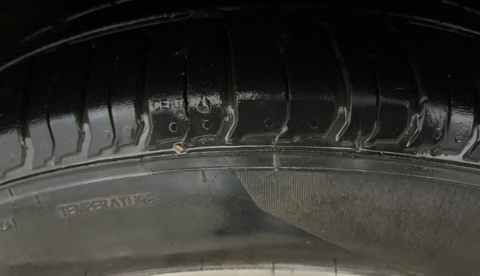 2019 Ford Ecosport TITANIUM + 1.5L PETROL AT, Petrol, Automatic, 60,369 km, Left Front Tyre Tread