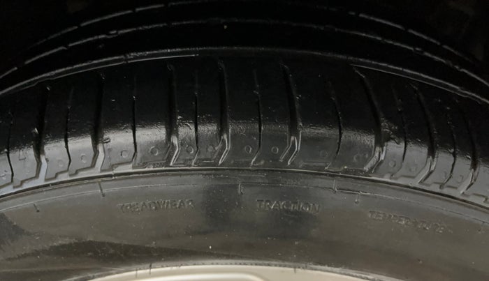 2019 Ford Ecosport TITANIUM + 1.5L PETROL AT, Petrol, Automatic, 60,369 km, Right Front Tyre Tread