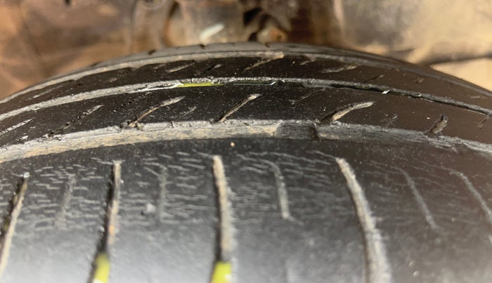 2016 Honda Jazz 1.2L I-VTEC SV, Petrol, Manual, 97,558 km, Right Front Tyre Tread