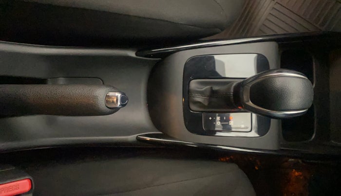 2023 Toyota Glanza V AMT, Petrol, Automatic, 34,013 km, Gear Lever