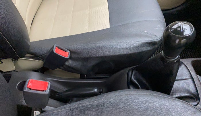 2018 Hyundai Eon ERA PLUS, Petrol, Manual, 40,675 km, Gear Lever