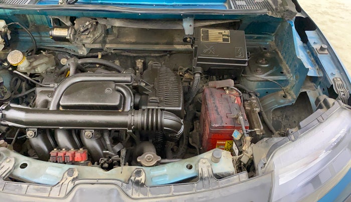 2023 Renault Kwid CLIMBER AMT 1.0, CNG, Automatic, 31,271 km, Engine View - Left