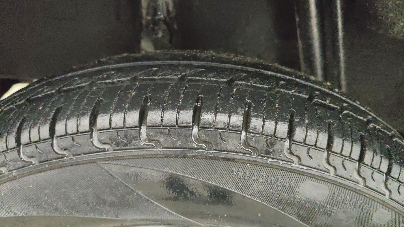 2018 Datsun Redi Go A, Petrol, Manual, 53,830 km, Right Rear Tyre Tread