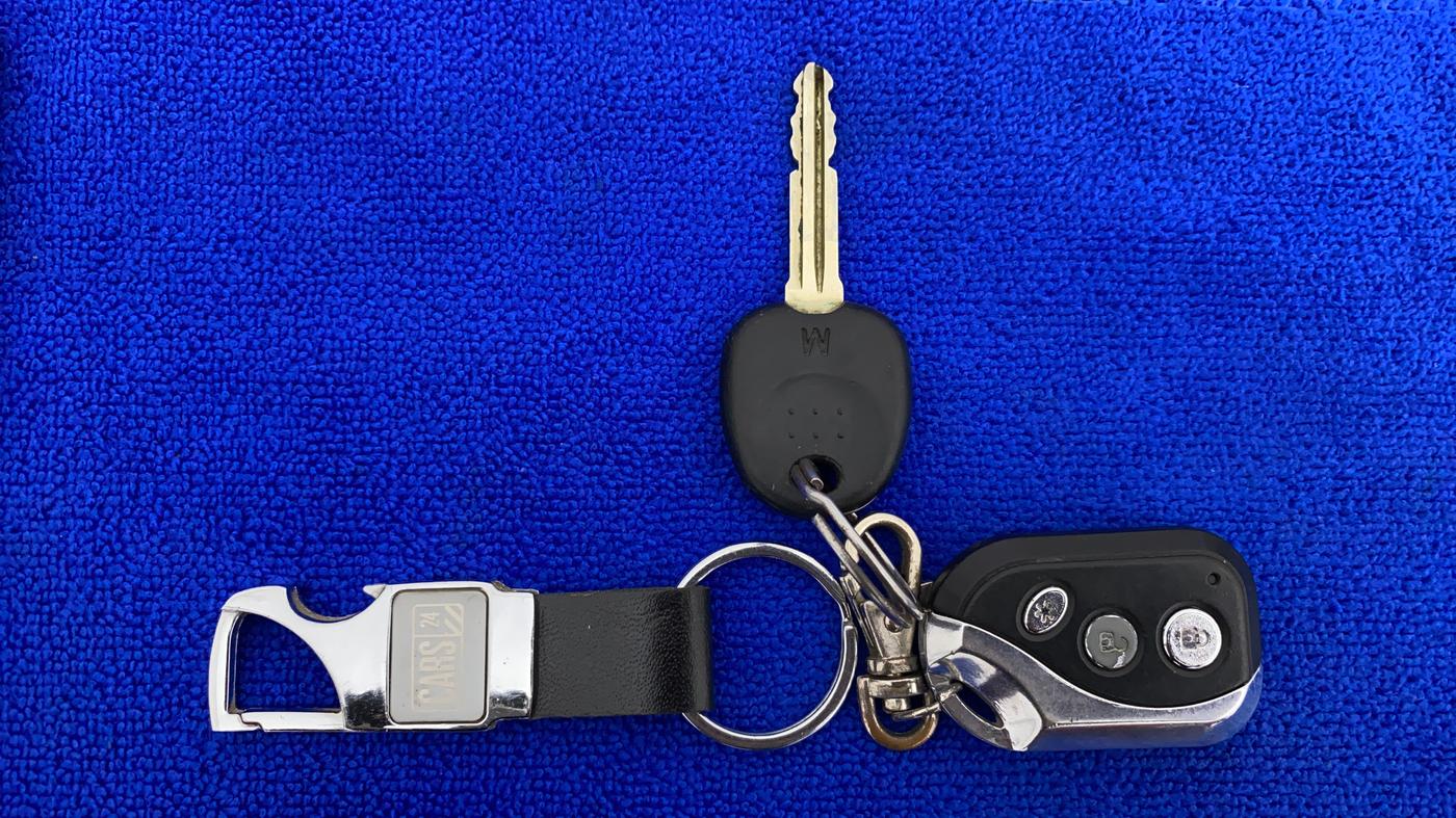 2013 Hyundai i10 MAGNA 1.1, Petrol, Manual, 51,573 km, Key Close Up