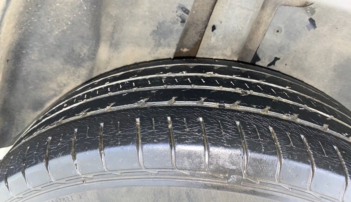 2020 MG HECTOR SHARP 1.5 DCT PETROL, Petrol, Automatic, 38,862 km, Right Rear Tyre Tread