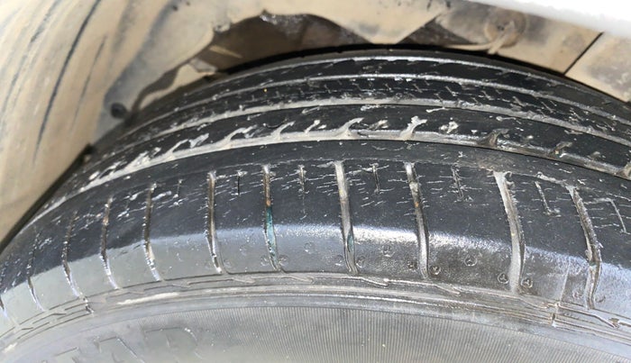 2020 MG HECTOR SHARP 1.5 DCT PETROL, Petrol, Automatic, 38,862 km, Left Front Tyre Tread