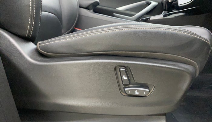 2020 MG HECTOR SHARP 1.5 DCT PETROL, Petrol, Automatic, 38,862 km, Driver Side Adjustment Panel