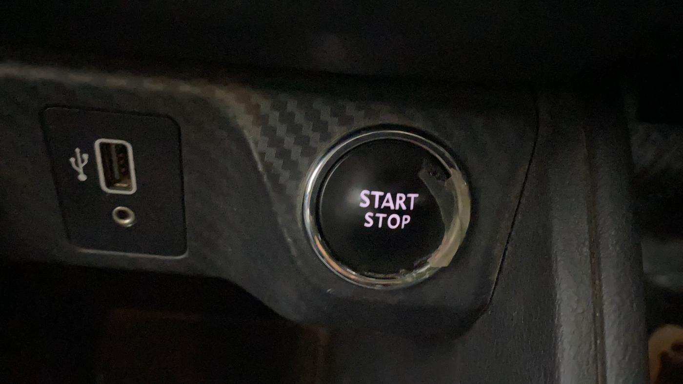 2021 Nissan Kicks XV PREMIUM TURBO 1.3 CVT, Petrol, Automatic, 68,332 km, Keyless Start/ Stop Button