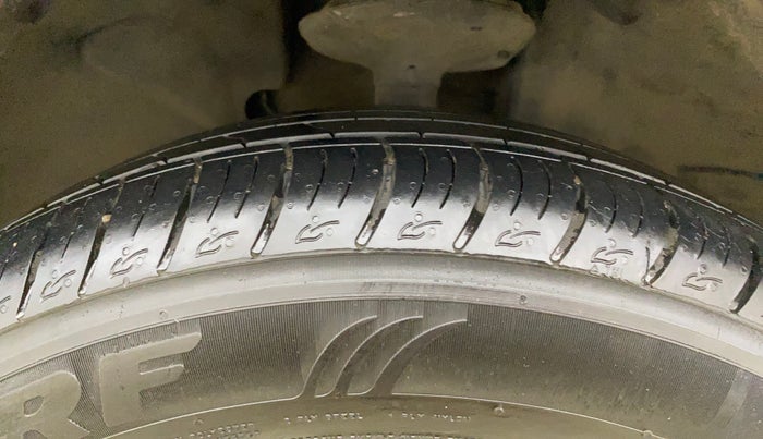 2021 Nissan Kicks XV PREMIUM TURBO 1.3 CVT, Petrol, Automatic, 68,332 km, Right Front Tyre Tread