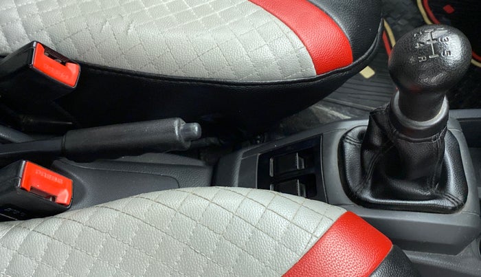 2016 Maruti Alto 800 LXI, Petrol, Manual, 48,633 km, Gear Lever