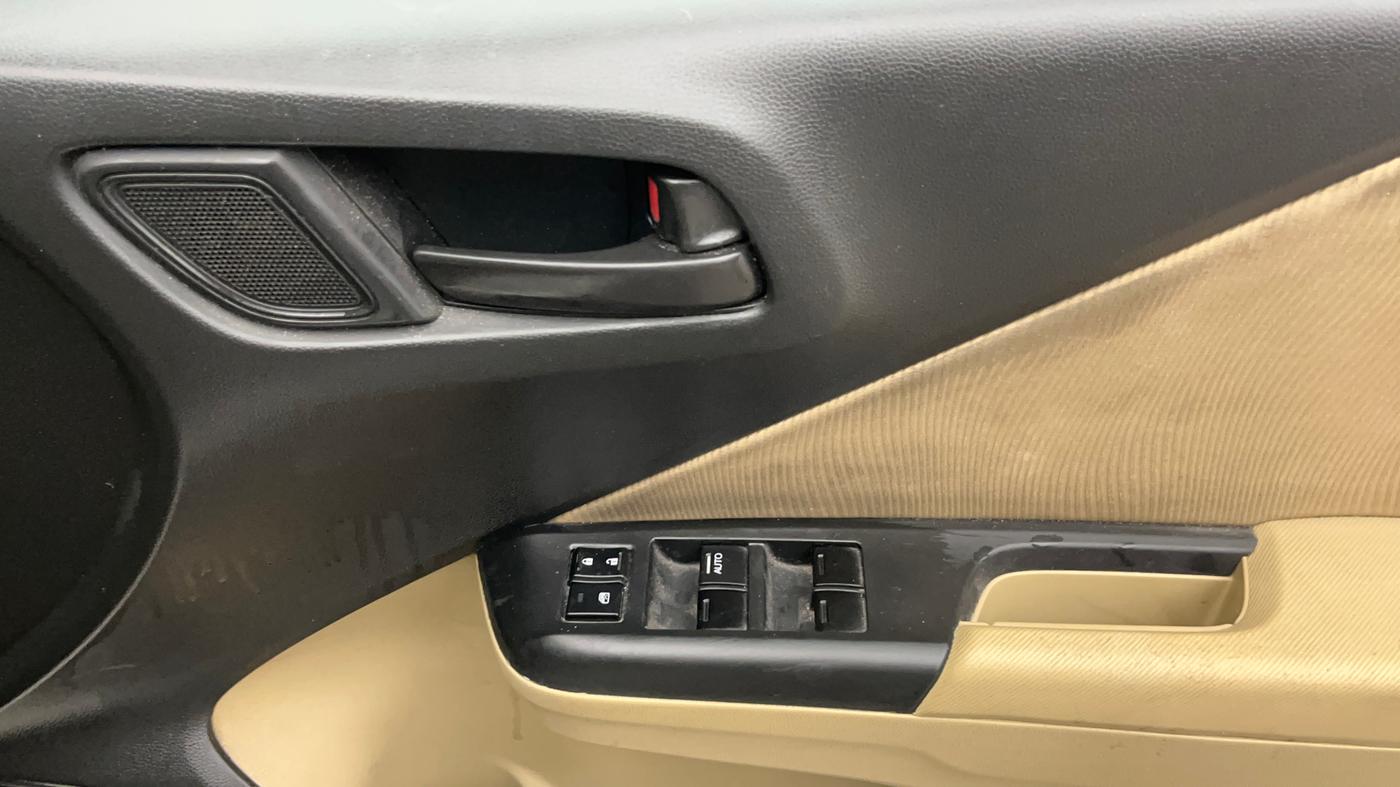 2015 Honda City 1.5L I-VTEC SV, Petrol, Manual, 98,524 km, Driver Side Door Panels Control