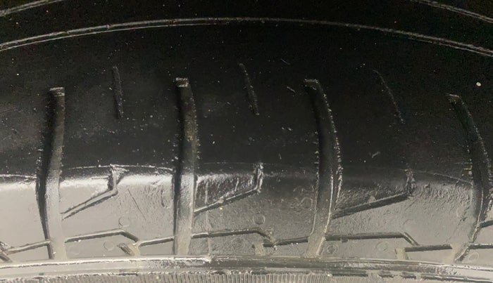 2021 Hyundai Creta SX (O) 1.4 TURBO DCT DUAL TONE, Petrol, Automatic, 64,701 km, Right Front Tyre Tread