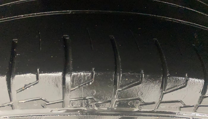 2021 Hyundai Creta SX (O) 1.4 TURBO DCT DUAL TONE, Petrol, Automatic, 64,701 km, Right Rear Tyre Tread