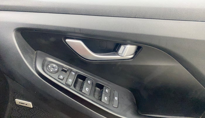 2021 Hyundai Creta SX (O) 1.4 TURBO DCT DUAL TONE, Petrol, Automatic, 64,701 km, Driver Side Door Panels Control