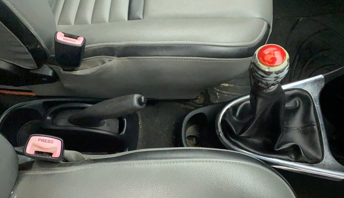 2011 Toyota Etios VX, Petrol, Manual, 69,819 km, Gear Lever