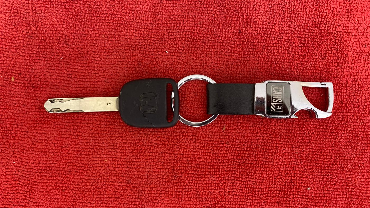 2018 Honda Brio VX AT, Petrol, Automatic, 19,243 km, Key Close Up
