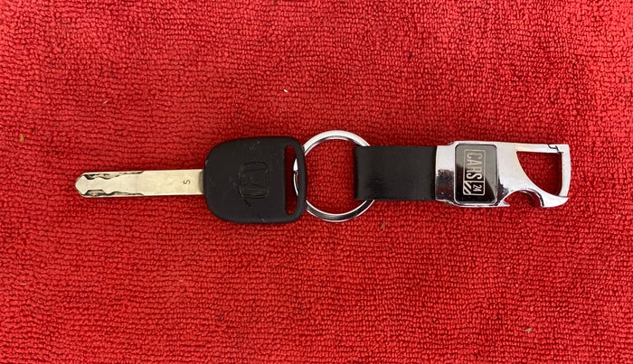 2018 Honda Brio VX AT, Petrol, Automatic, 19,243 km, Key Close Up