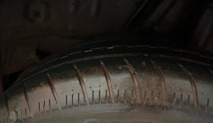 2018 Honda Amaze 1.2L I-VTEC S, Petrol, Manual, 70,902 km, Left Rear Tyre Tread