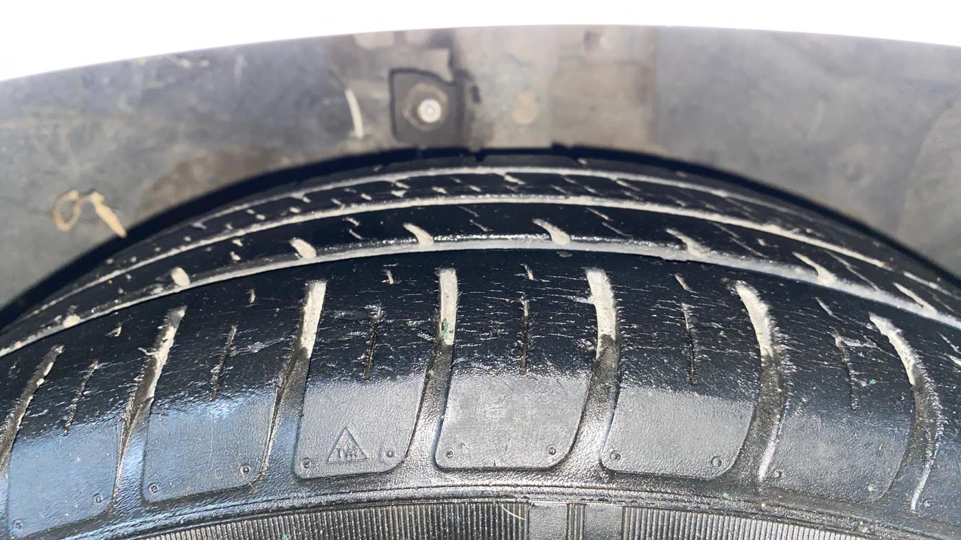 2019 Ford Figo Aspire AMBIENTE 1.2 PETROL, Petrol, Manual, 34,827 km, Right Front Tyre Tread