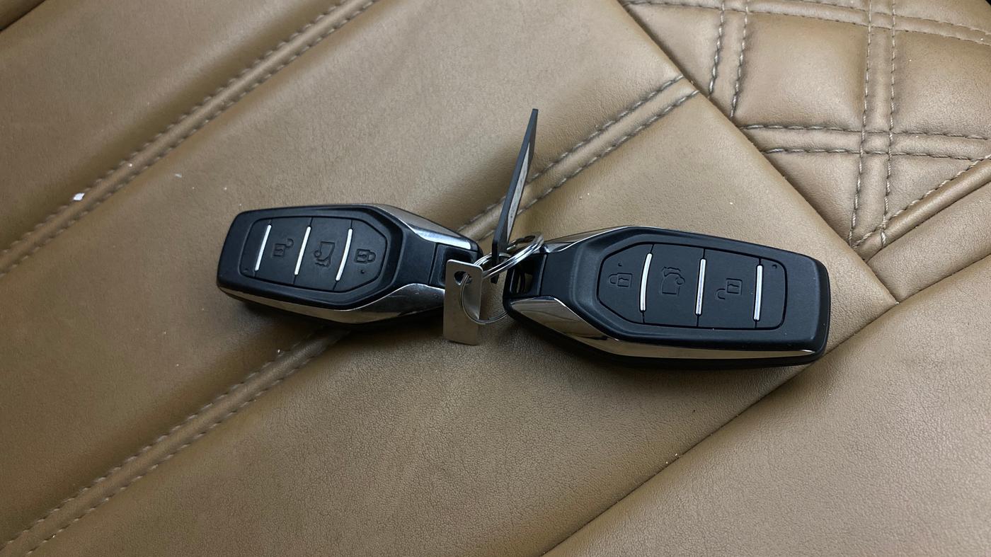 2020 Mahindra XUV500 W7, Diesel, Manual, 44,835 km, Key Close Up
