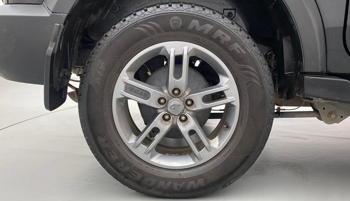 2020 Mahindra Thar LX HARD TOP 4WD MT, Diesel, Manual, 30,134 km, Right Rear Wheel