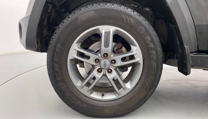 2020 Mahindra Thar LX HARD TOP 4WD MT, Diesel, Manual, 30,134 km, Left Front Wheel