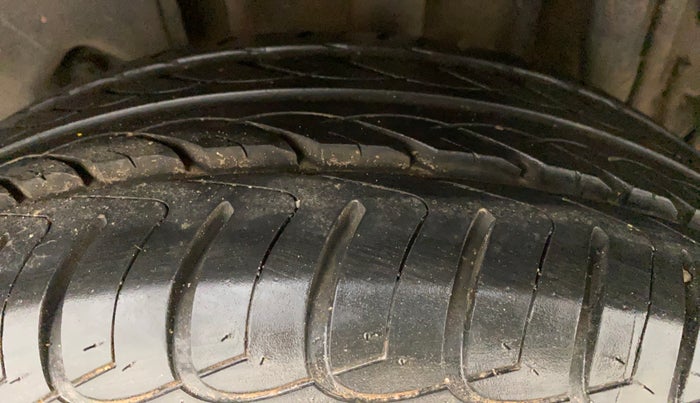 2016 Tata Tiago XZ PETROL, Petrol, Manual, 64,722 km, Left Rear Tyre Tread