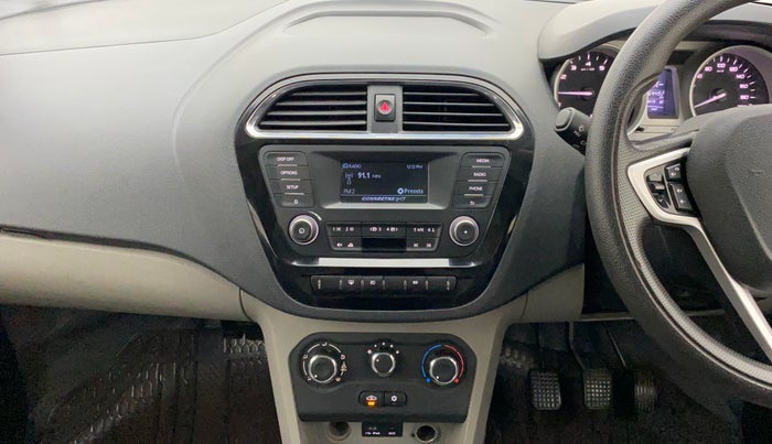 2016 Tata Tiago XZ PETROL, Petrol, Manual, 64,722 km, Air Conditioner