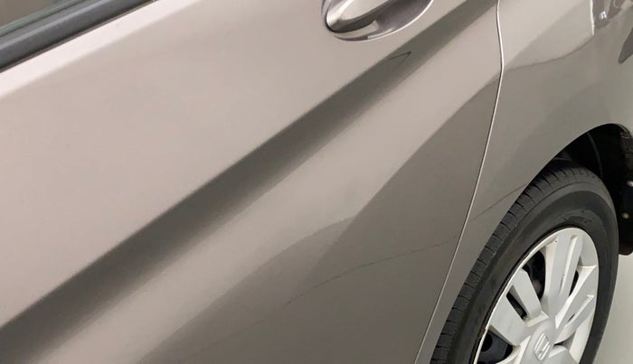 2015 Honda City 1.5L I-VTEC SV, CNG, Manual, 67,085 km, Rear left door - Minor scratches