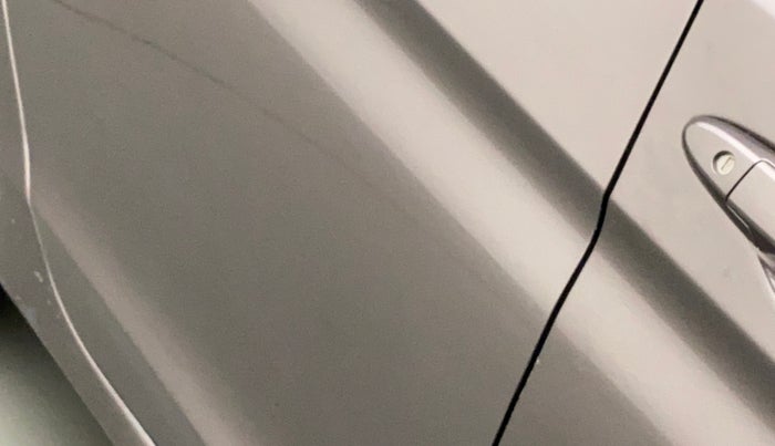 2015 Honda City 1.5L I-VTEC SV, CNG, Manual, 67,085 km, Right rear door - Slightly dented