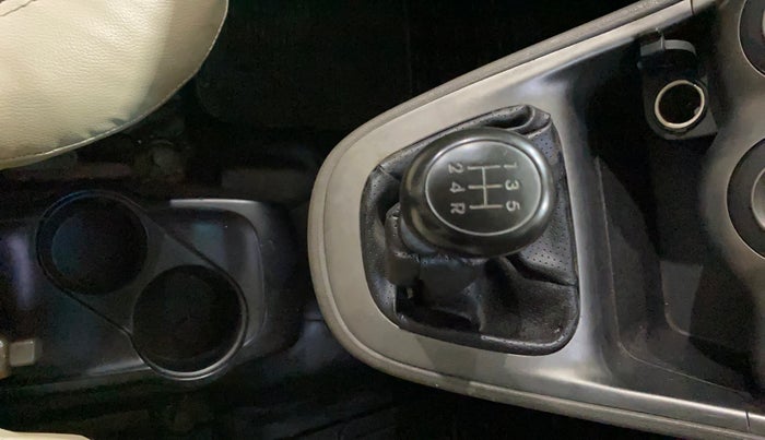 2013 Hyundai i10 MAGNA 1.2, Petrol, Manual, 61,124 km, Gear Lever