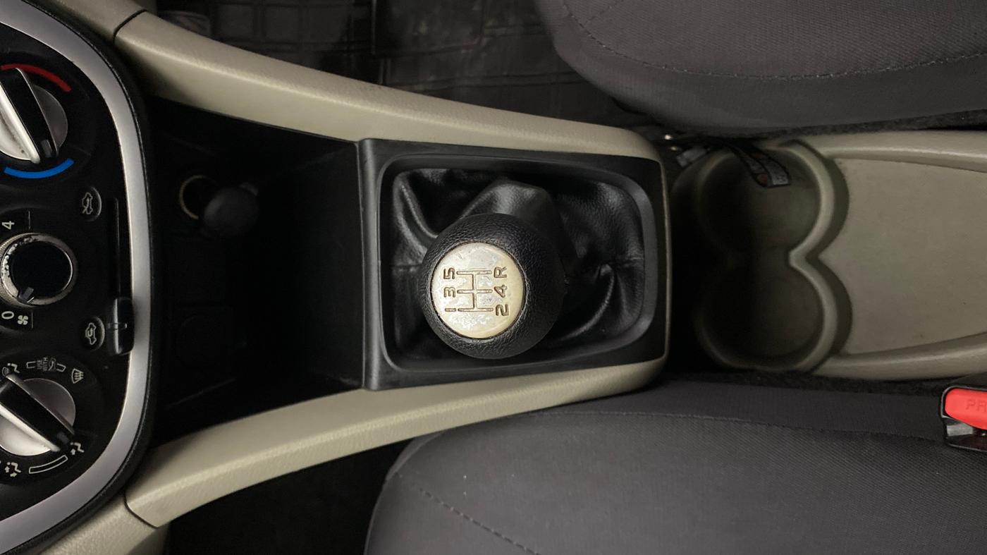 2015 Maruti Celerio VXI, Petrol, Manual, 76,041 km, Gear Lever