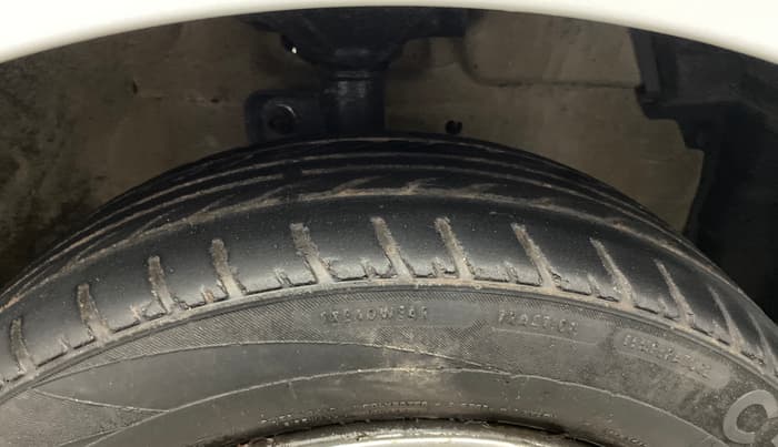 2015 Maruti Celerio VXI, Petrol, Manual, 76,041 km, Right Front Tyre Tread