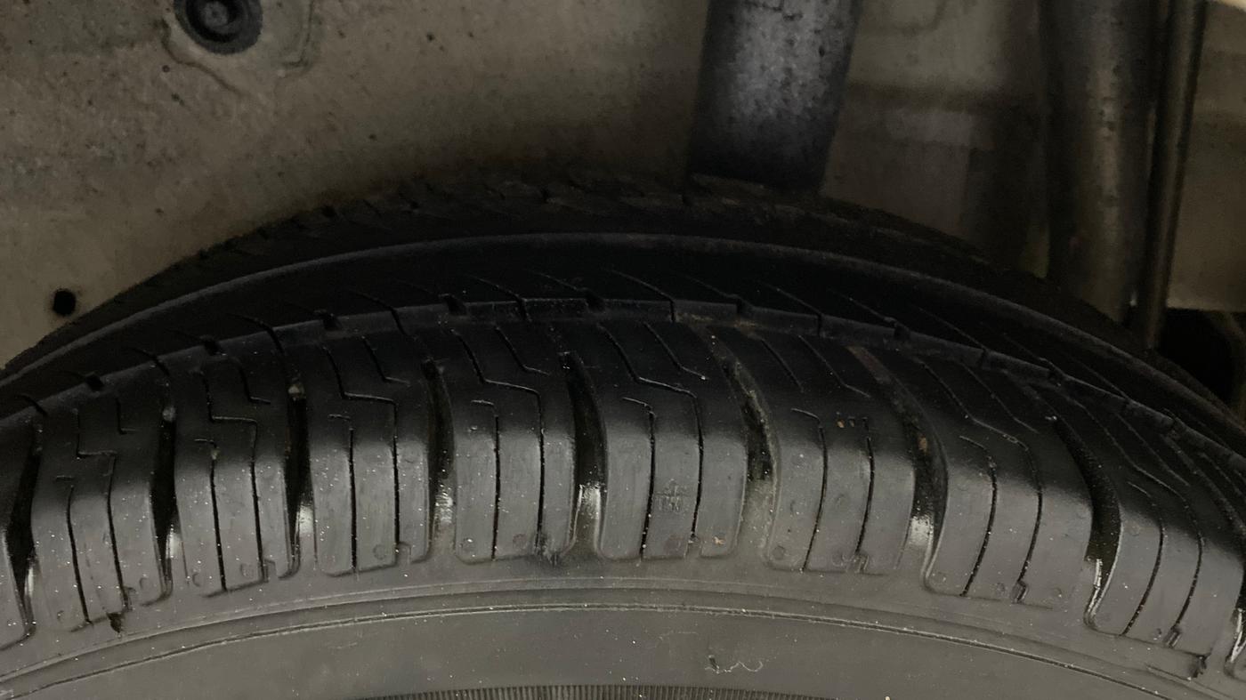 2015 Maruti Celerio VXI, Petrol, Manual, 76,041 km, Left Rear Tyre Tread