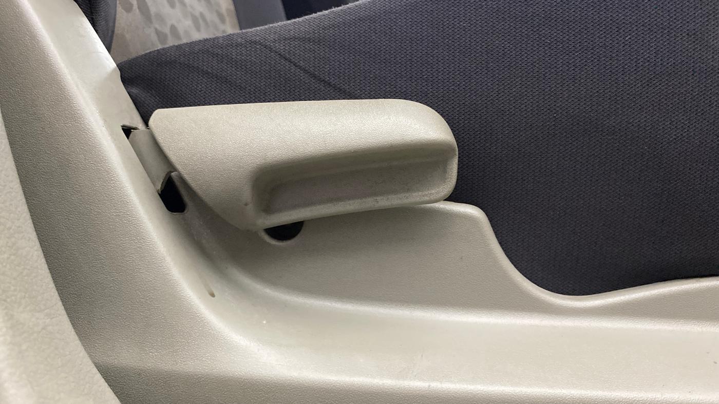 2015 Maruti Celerio VXI, Petrol, Manual, 76,041 km, Driver Side Adjustment Panel