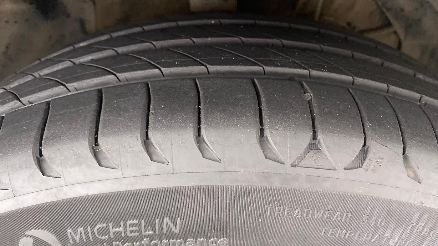 2018 Maruti S Cross SIGMA SHVS, Diesel, Manual, 40,185 km, Right Front Tyre Tread