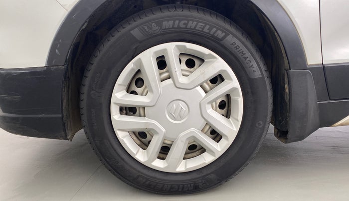 2018 Maruti S Cross SIGMA SHVS, Diesel, Manual, 40,185 km, Left Front Wheel